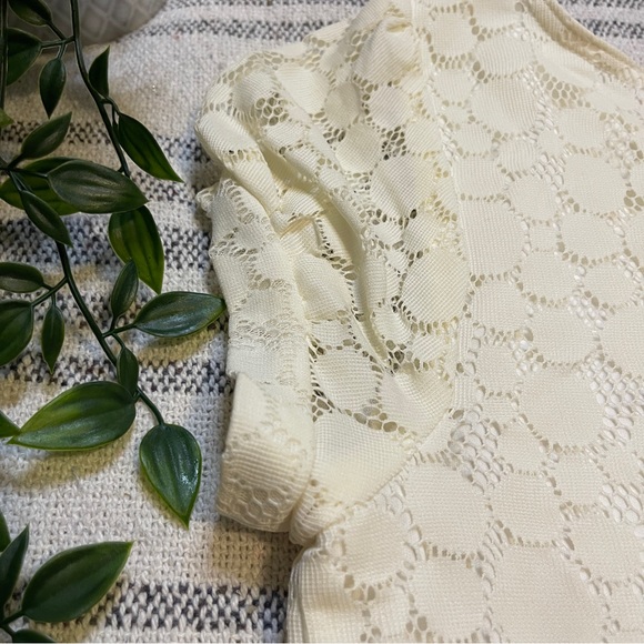 𝚋𝚌𝚡 𐮙 𝚙𝚞𝚏𝚏 𝚜𝚕𝚎𝚎𝚟𝚎 𝚍𝚛𝚎𝚜𝚜 𐮙 𝚕𝚊𝚛𝚐𝚎 - Picture 4 of 9